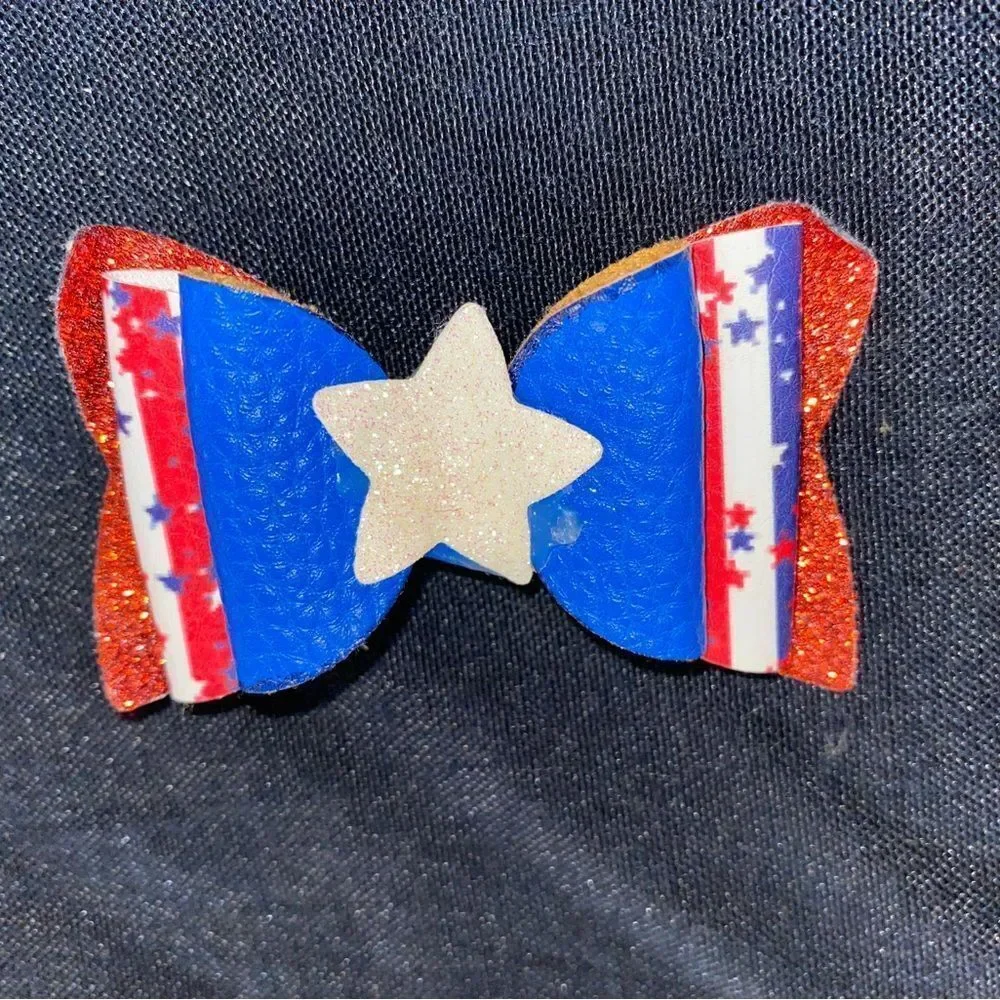 ⭐️5/$10⭐️ Independence Day Inspired Hair Bow